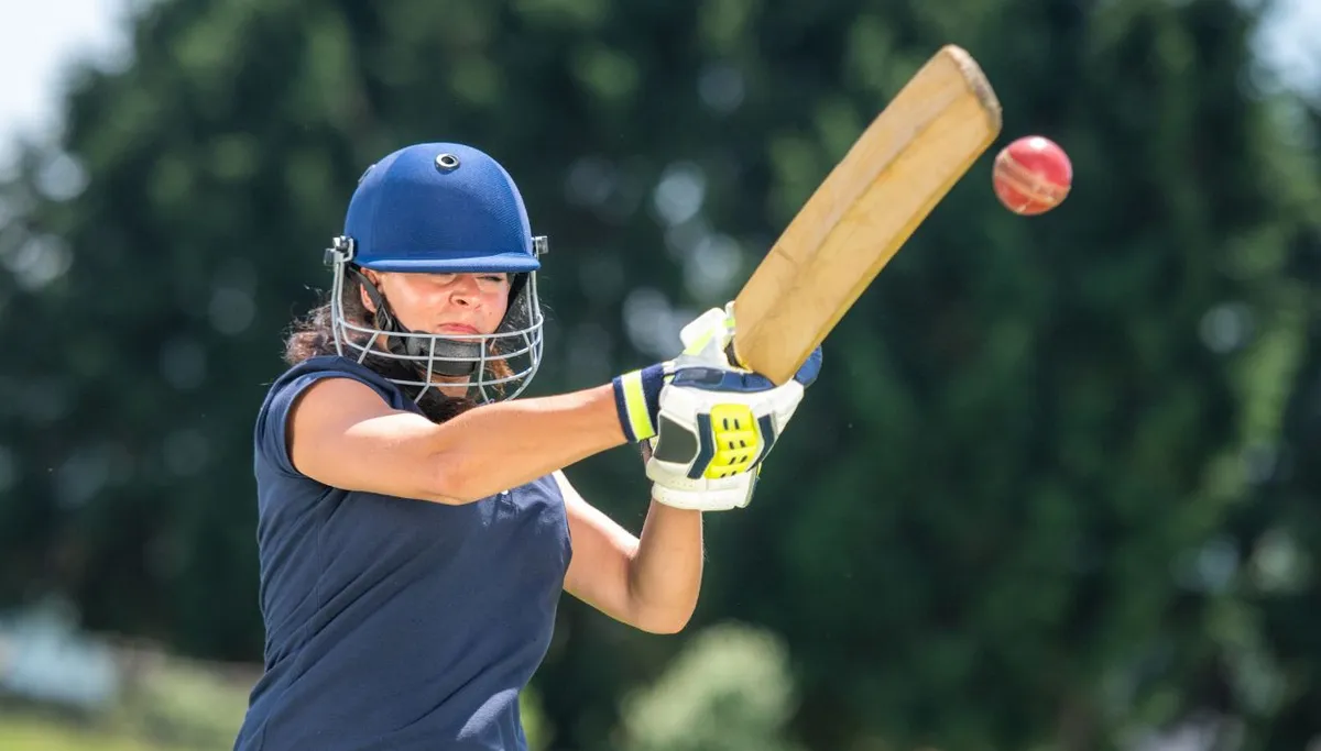 What Is a Full Toss in Cricket? A Bowler's Worst Mistake